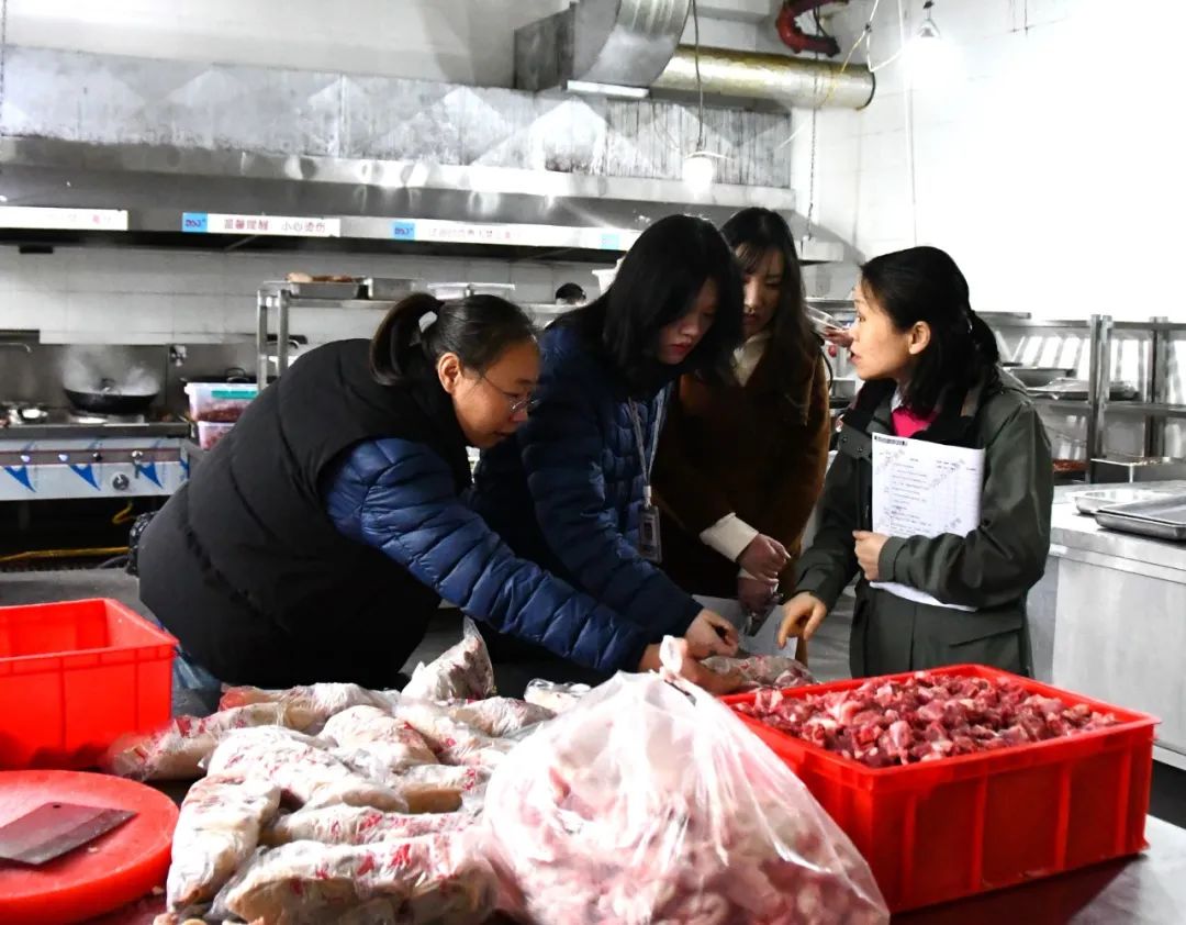 眼見(jiàn)為“食” 共筑食品安全防線(xiàn)