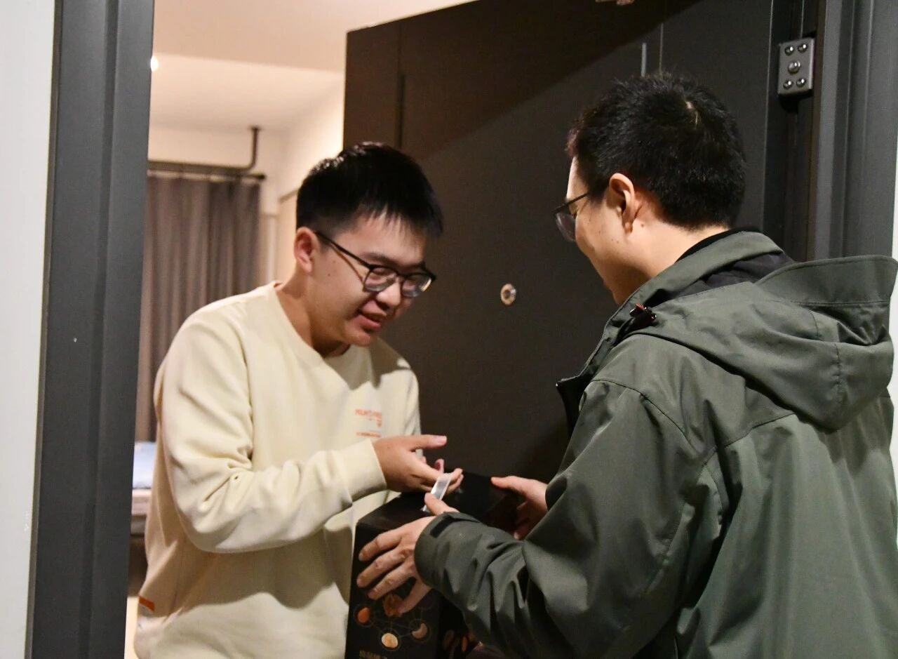 情系青年 暖心聚力｜四威科技開(kāi)展走訪慰問(wèn)團(tuán)員青年活動(dòng)